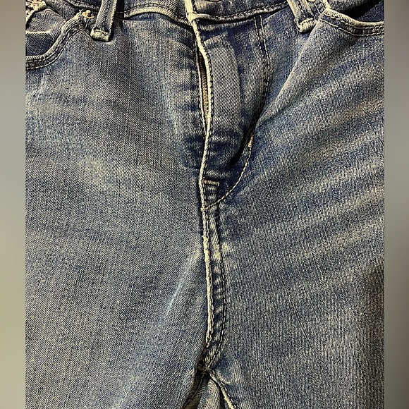 Levi's Classic Mid-Rise Skinny Ankle Jeans Women's Size 8 - Picture 11 of 13